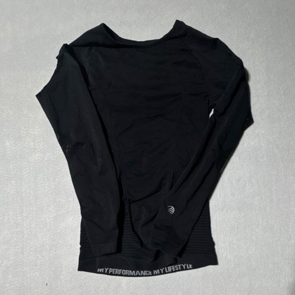 MPG Women’s Pullover compression Size M